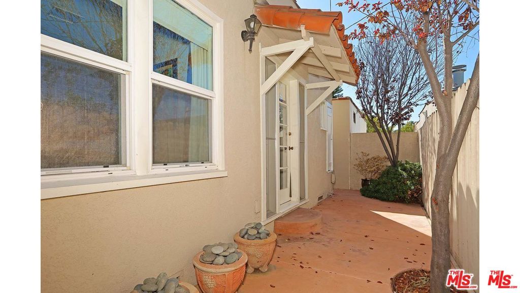 7417 CLINTON Street, Los Angeles, CA 90036