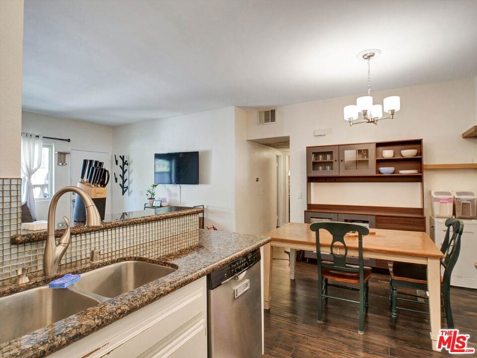 110 Maegan Place, #2, Thousand Oaks, CA 91362