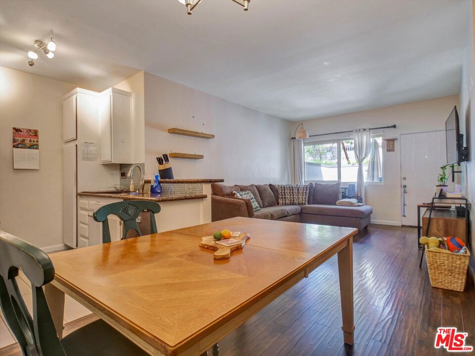 110 Maegan Place, #2, Thousand Oaks, CA 91362