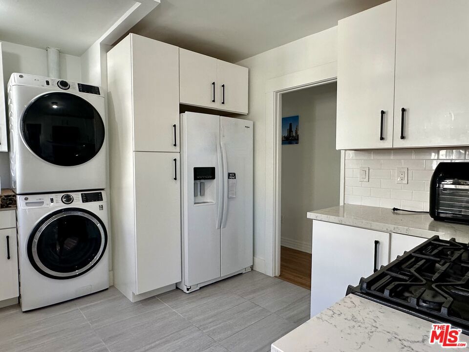 4602 6th Avenue, Los Angeles, CA 90043