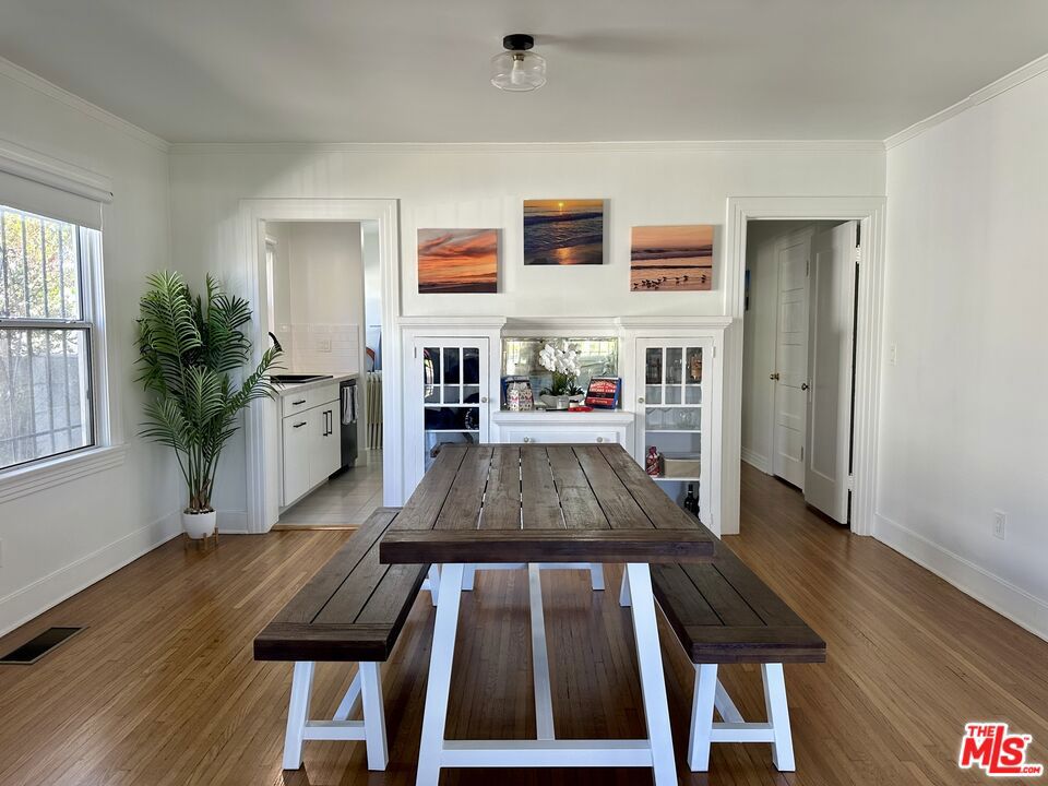 4602 6th Avenue, Los Angeles, CA 90043