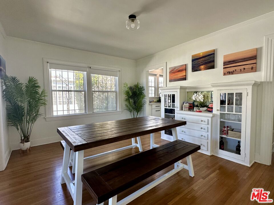 4602 6th Avenue, Los Angeles, CA 90043