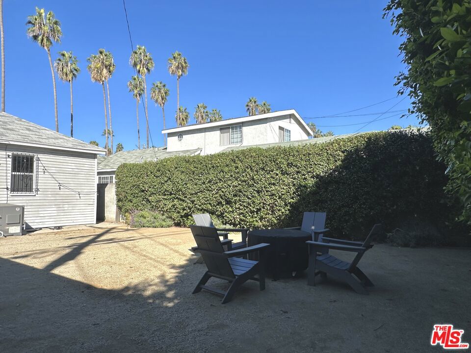4602 6th Avenue, Los Angeles, CA 90043