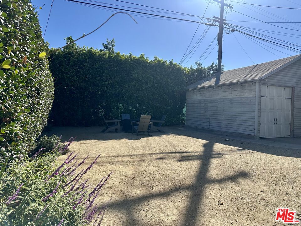 4602 6th Avenue, Los Angeles, CA 90043