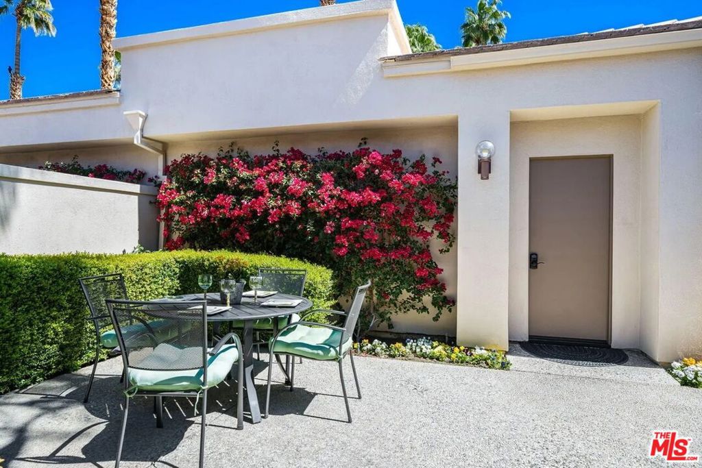 54469 Oak Hill, La Quinta, CA 92253
