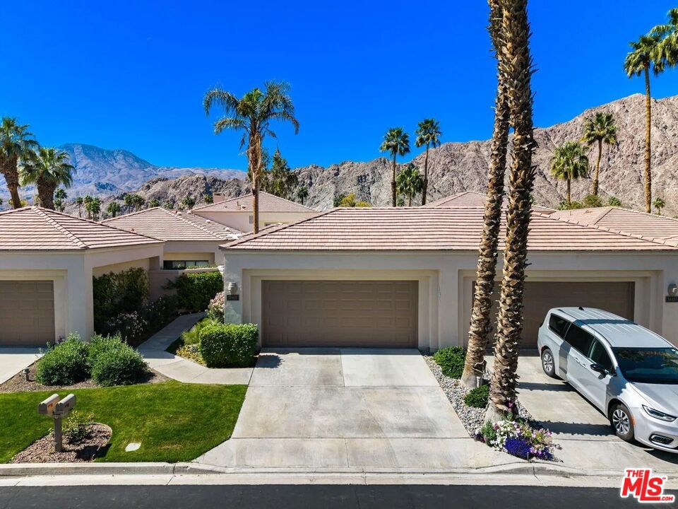 54469 Oak Hill, La Quinta, CA 92253