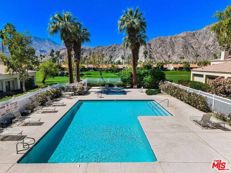 54469 Oak Hill, La Quinta, CA 92253