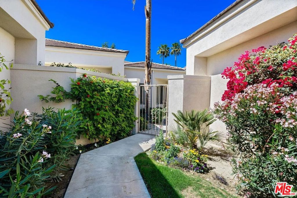 54469 Oak Hill, La Quinta, CA 92253
