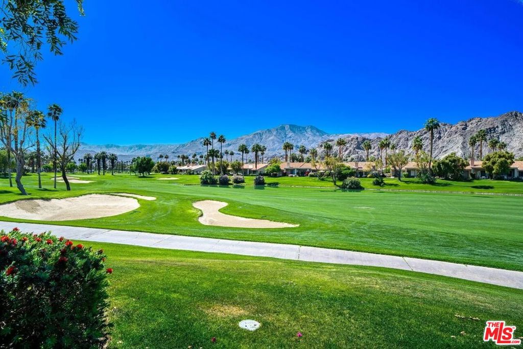 54469 Oak Hill, La Quinta, CA 92253