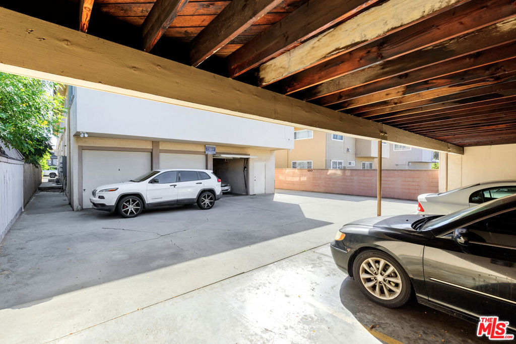 515 S Grevillea Avenue, Inglewood, CA 90301