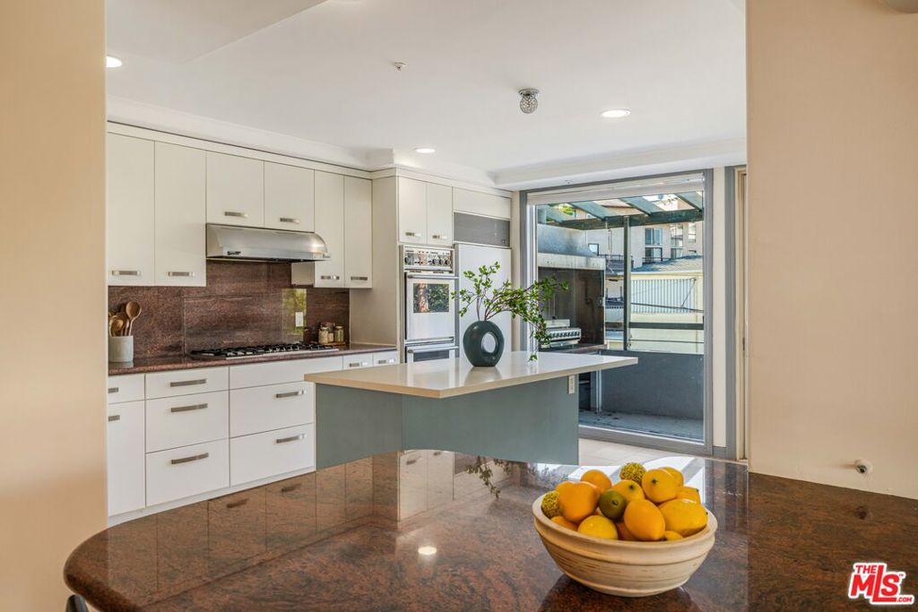 1645 Malcolm Avenue, #302, Los Angeles, CA 90024