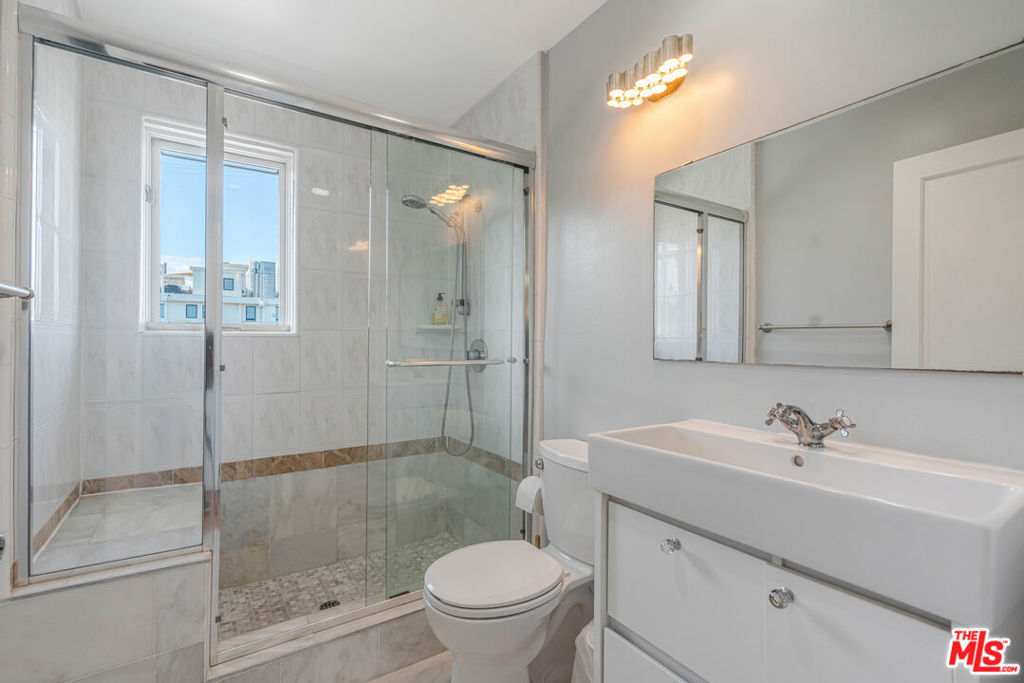 1645 Malcolm Avenue, #302, Los Angeles, CA 90024