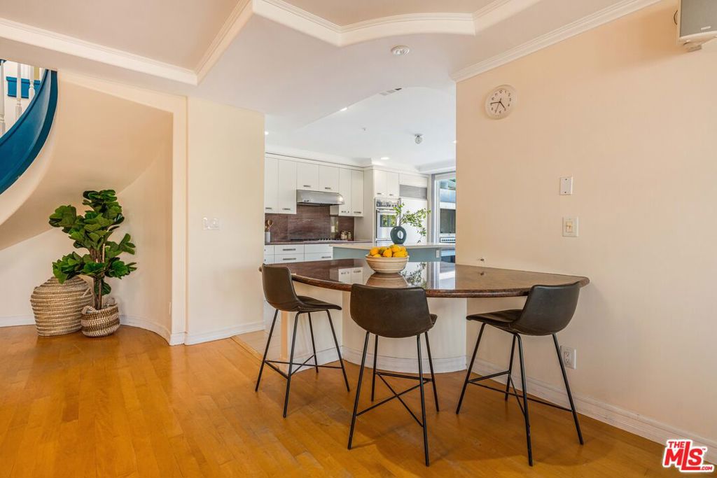 1645 Malcolm Avenue, #302, Los Angeles, CA 90024