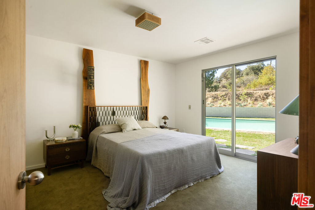 8141 Cornett Drive, Los Angeles, CA 90046