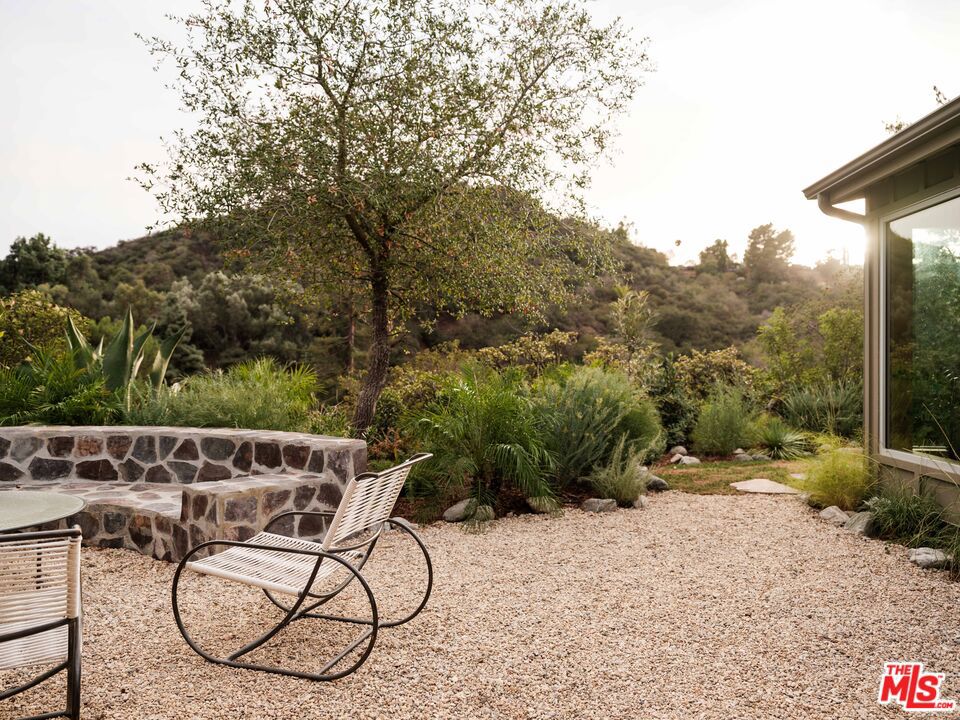 8141 Cornett Drive, Los Angeles, CA 90046