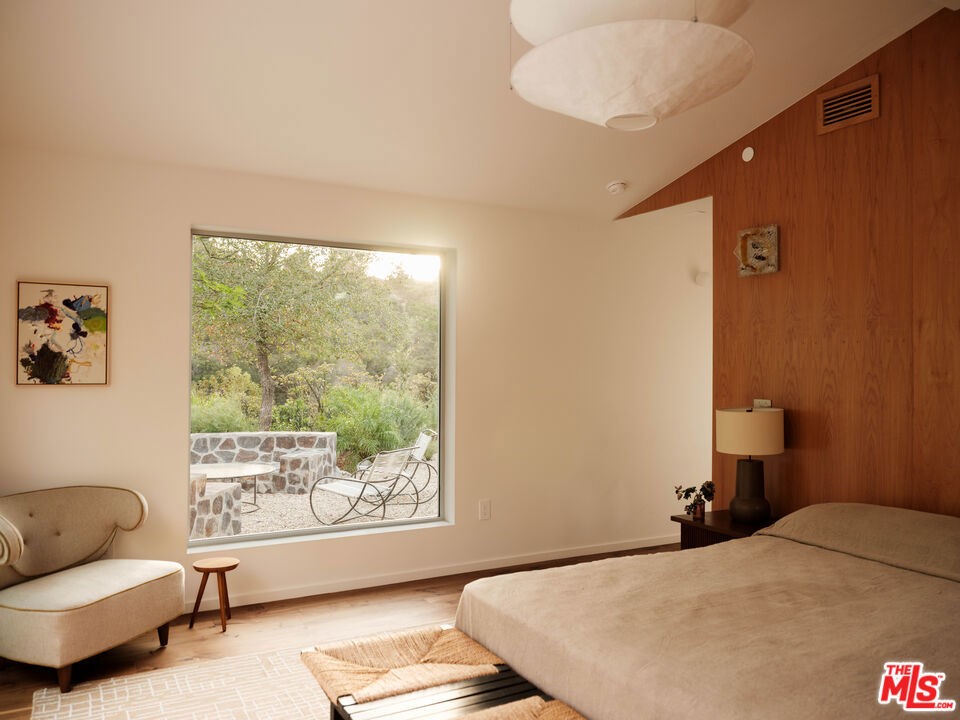 8141 Cornett Drive, Los Angeles, CA 90046
