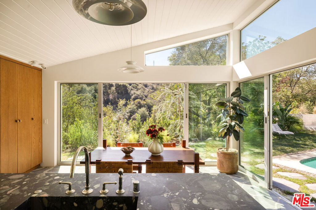 8141 Cornett Drive, Los Angeles, CA 90046
