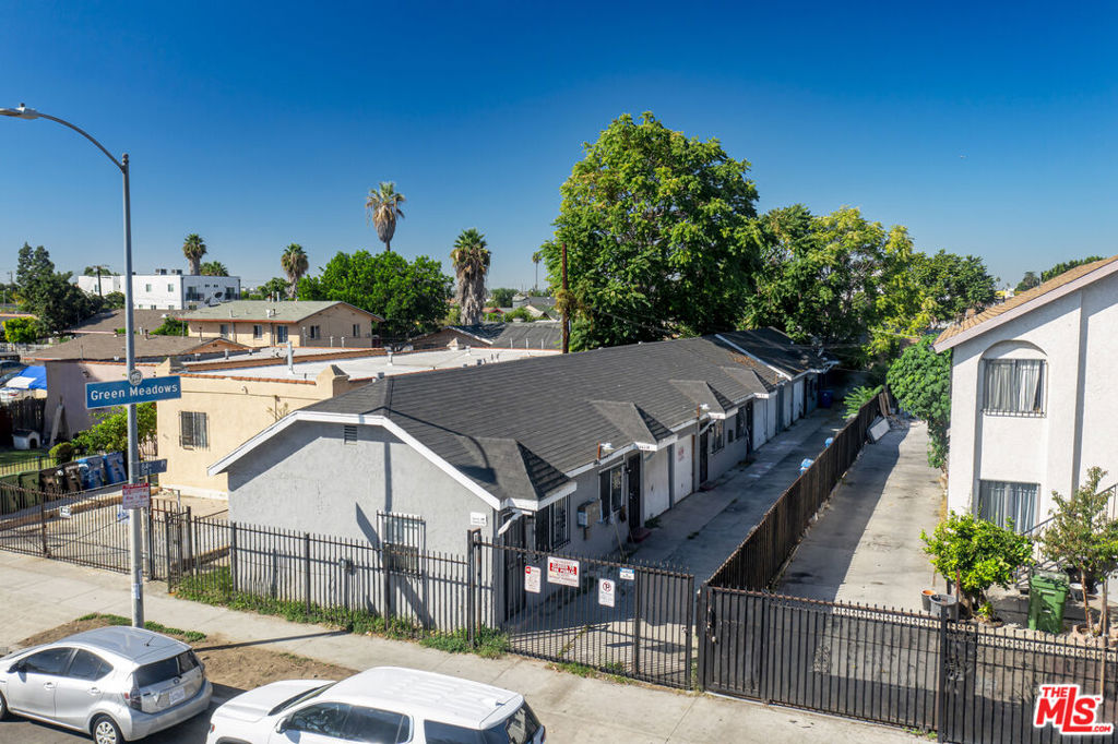 8441 S Main Street, Los Angeles, CA 90003