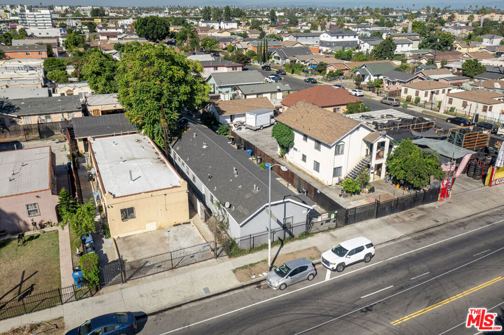 8441 S Main Street, Los Angeles, CA 90003