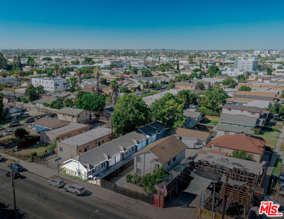 8441 S Main Street, Los Angeles, CA 90003