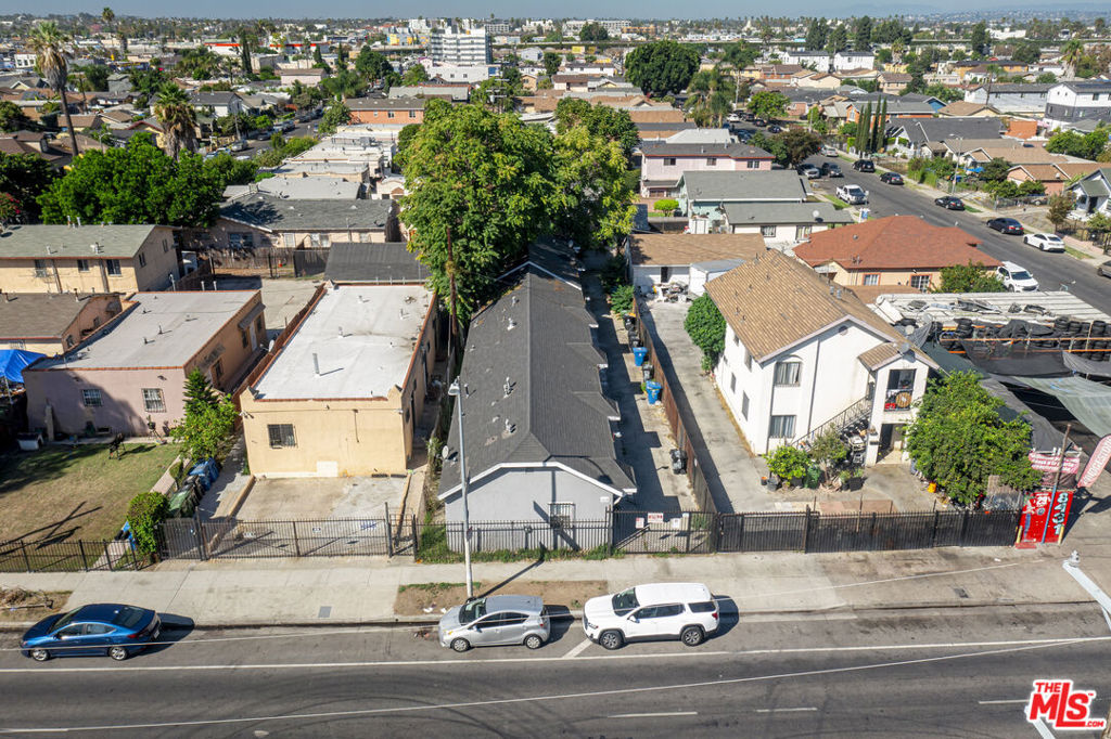 8441 S Main Street, Los Angeles, CA 90003