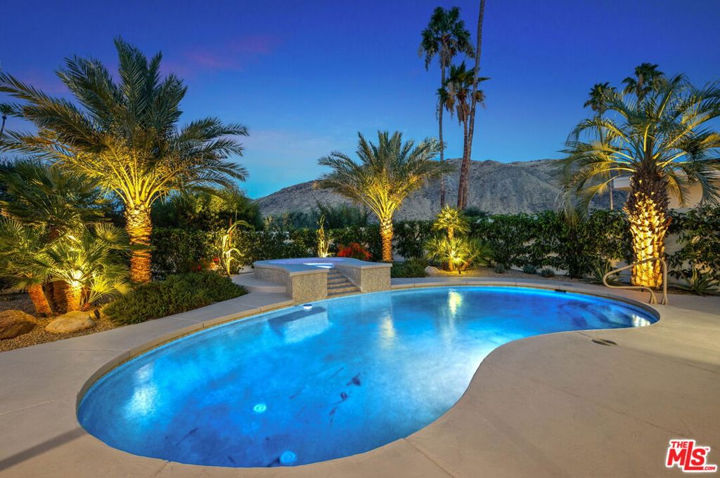 2304 S Toledo Avenue, Palm Springs, CA 92264