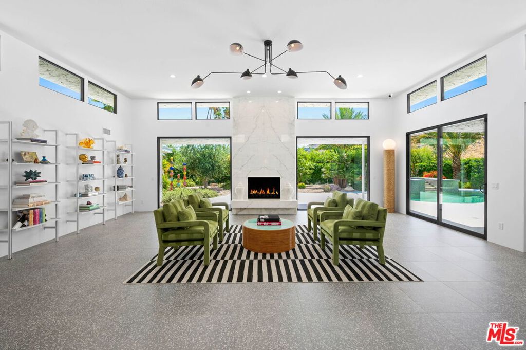 2304 S Toledo Avenue, Palm Springs, CA 92264