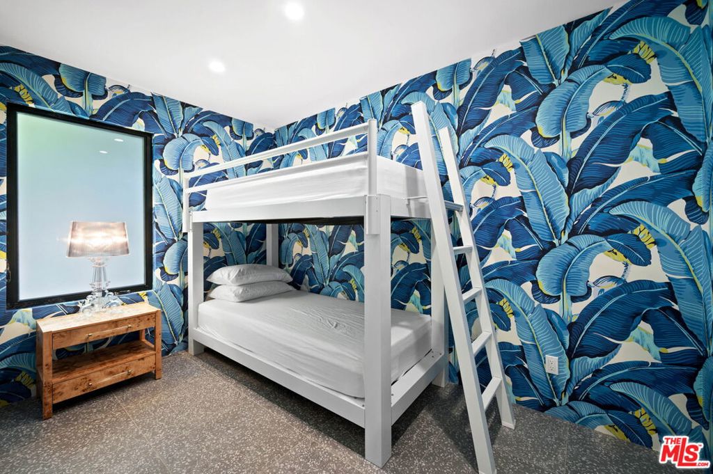 Bunk Room