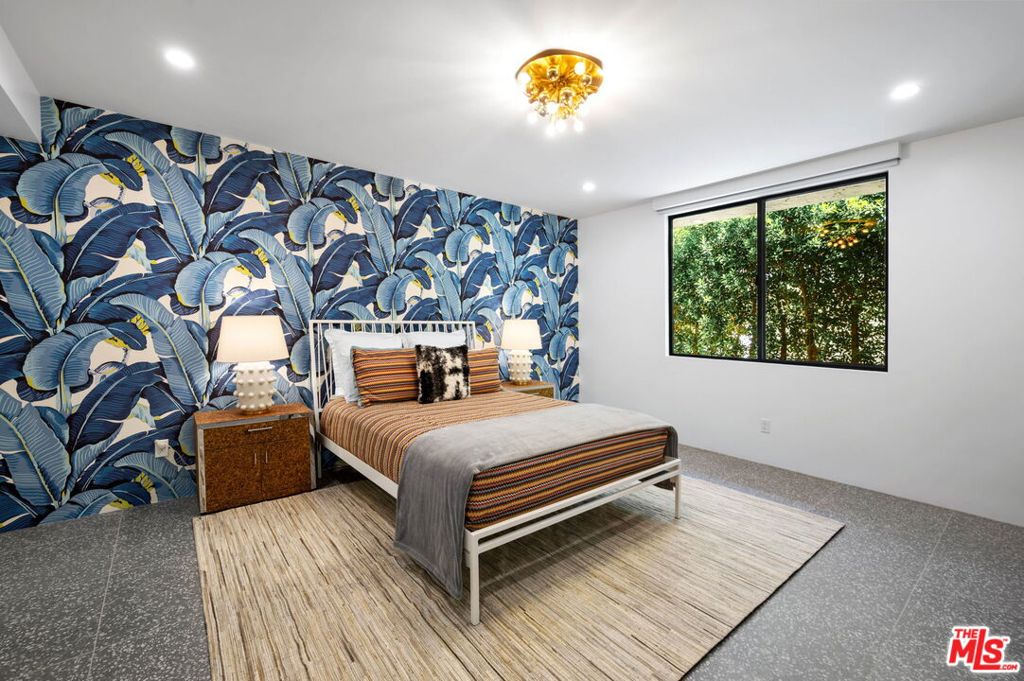 2304 S Toledo Avenue, Palm Springs, CA 92264