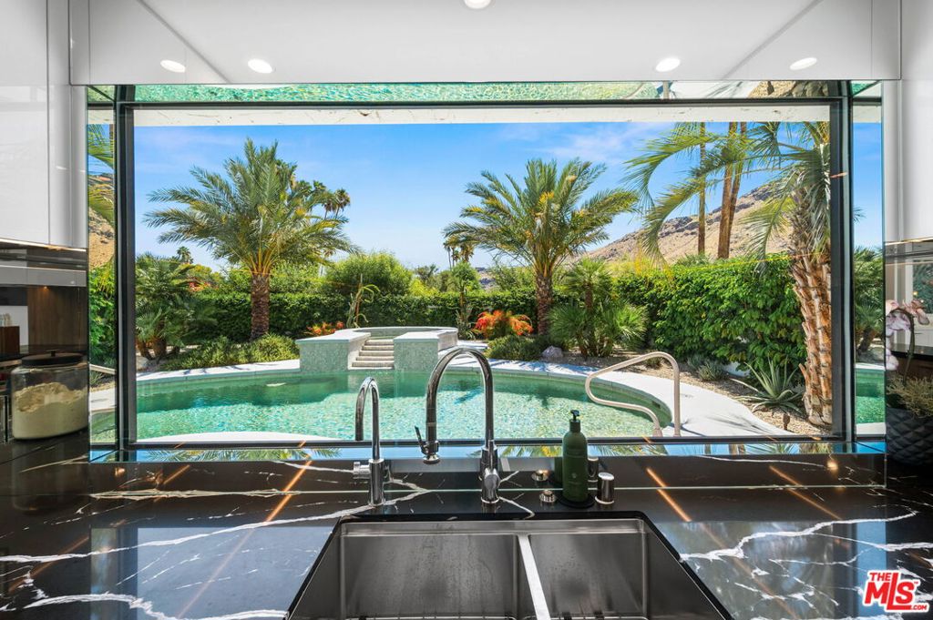 2304 S Toledo Avenue, Palm Springs, CA 92264