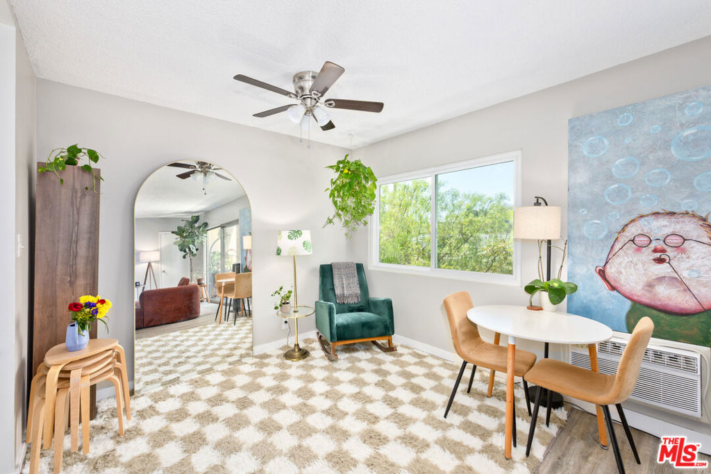 613 Westbourne Drive, West Hollywood, CA 90069