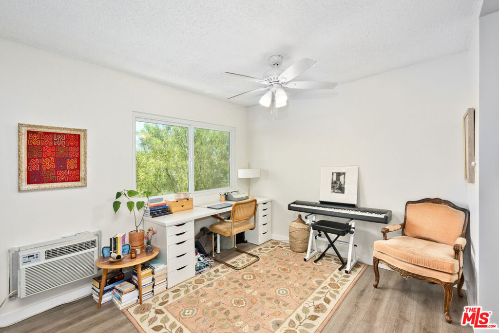 613 Westbourne Drive, West Hollywood, CA 90069