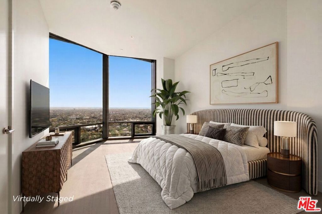 211 W Elm Court, #16B, Los Angeles, CA 90067