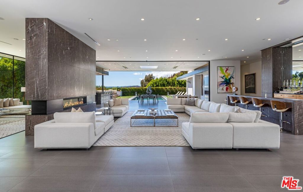 2002 LOMA VISTA Drive, Beverly Hills, CA 90210 2002 LOMA VISTA Drive, Beverly Hills, CA 90210