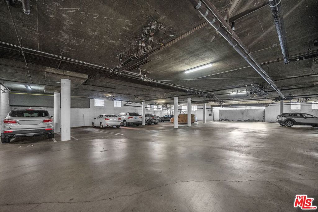 3144 S Canfield Avenue, Los Angeles, CA 90034