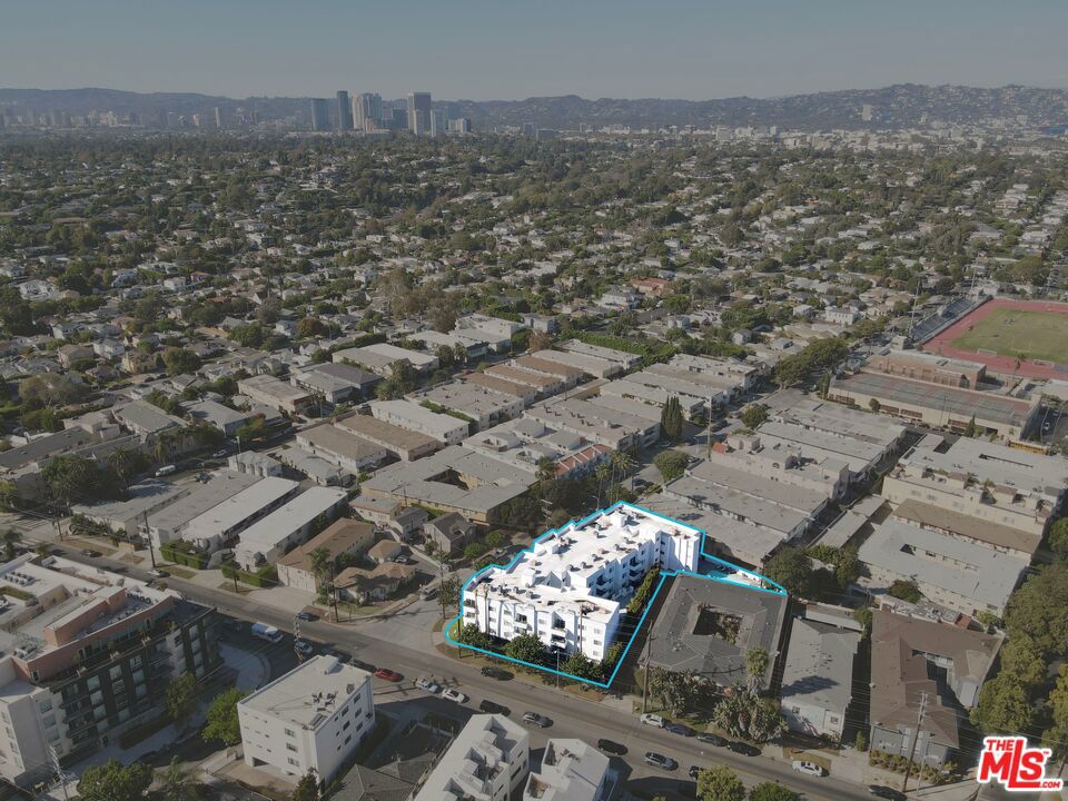 3144 S Canfield Avenue, Los Angeles, CA 90034
