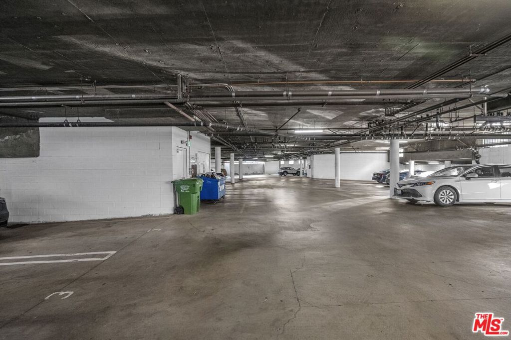 3144 S Canfield Avenue, Los Angeles, CA 90034