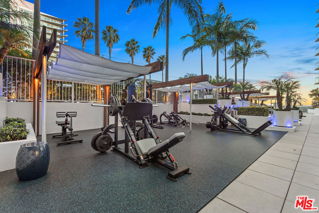 13700 Marina Pointe Drive, #1903, Marina Del Rey, CA 90292