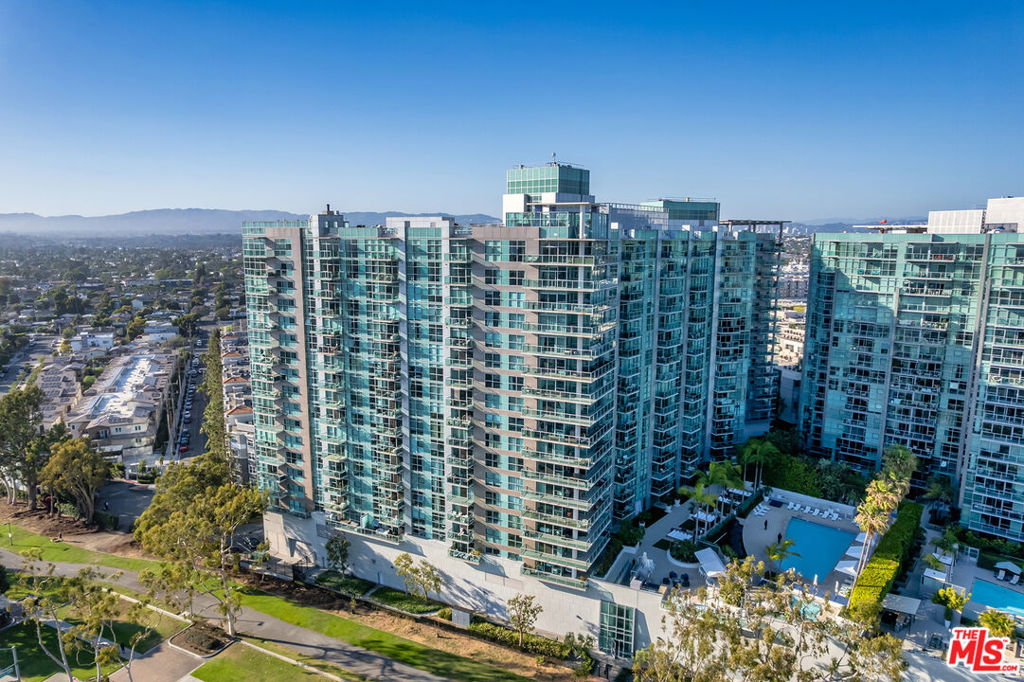 13700 Marina Pointe Drive, #1903, Marina Del Rey, CA 90292