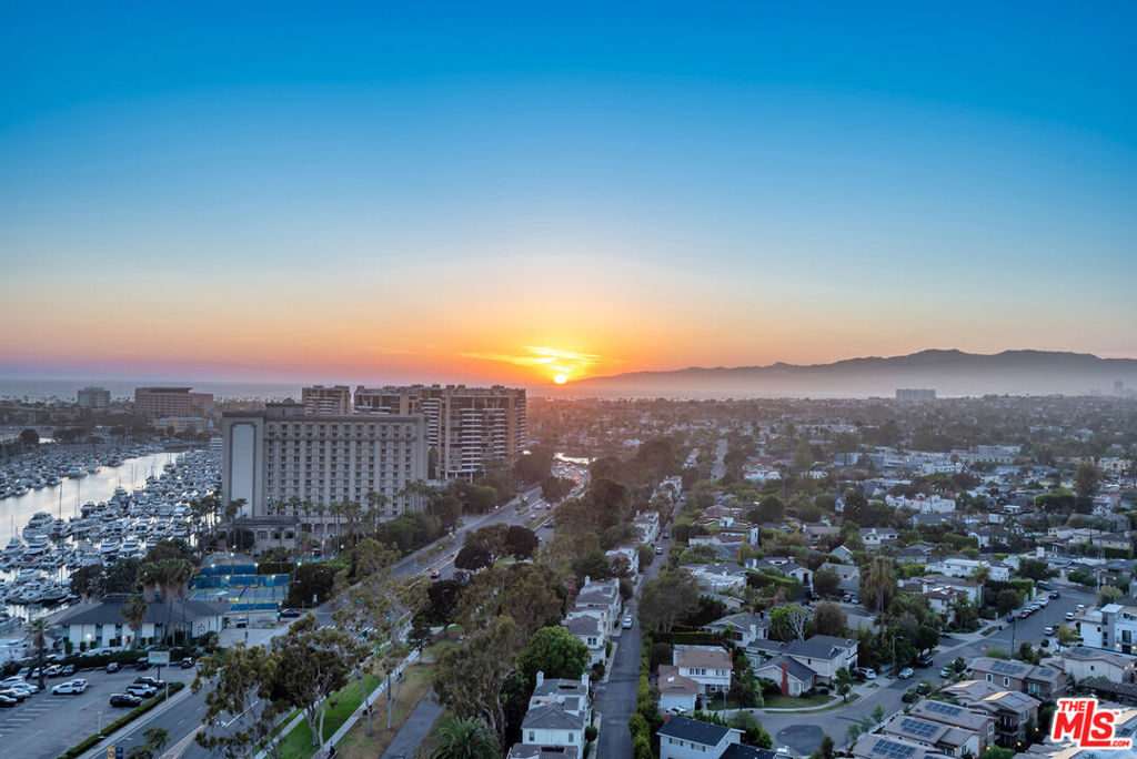 13700 Marina Pointe Drive, #1903, Marina Del Rey, CA 90292