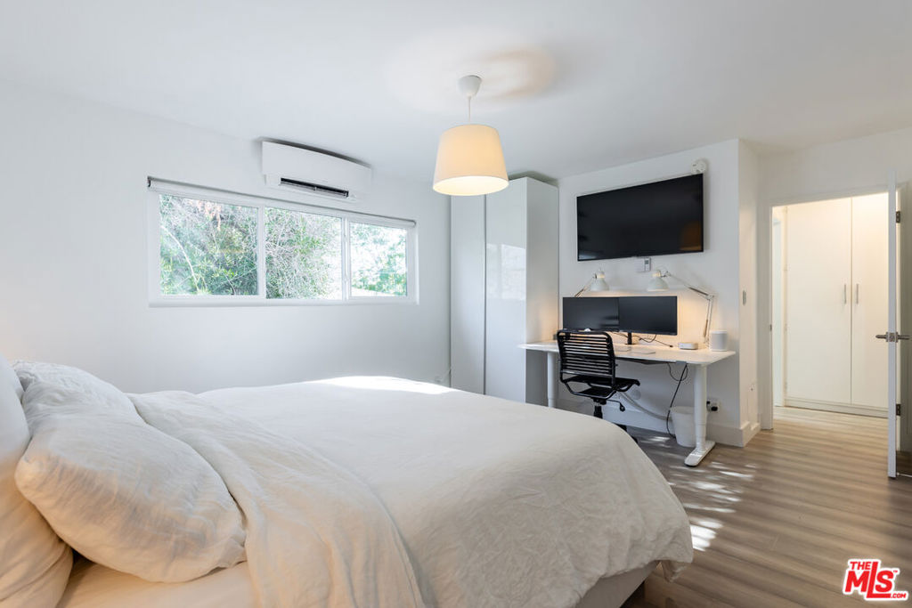 10654 Wilkins Avenue, #5, Los Angeles, CA 90024