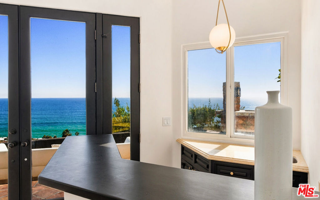 32045 Pacific Coast Highway, Malibu, CA 90265