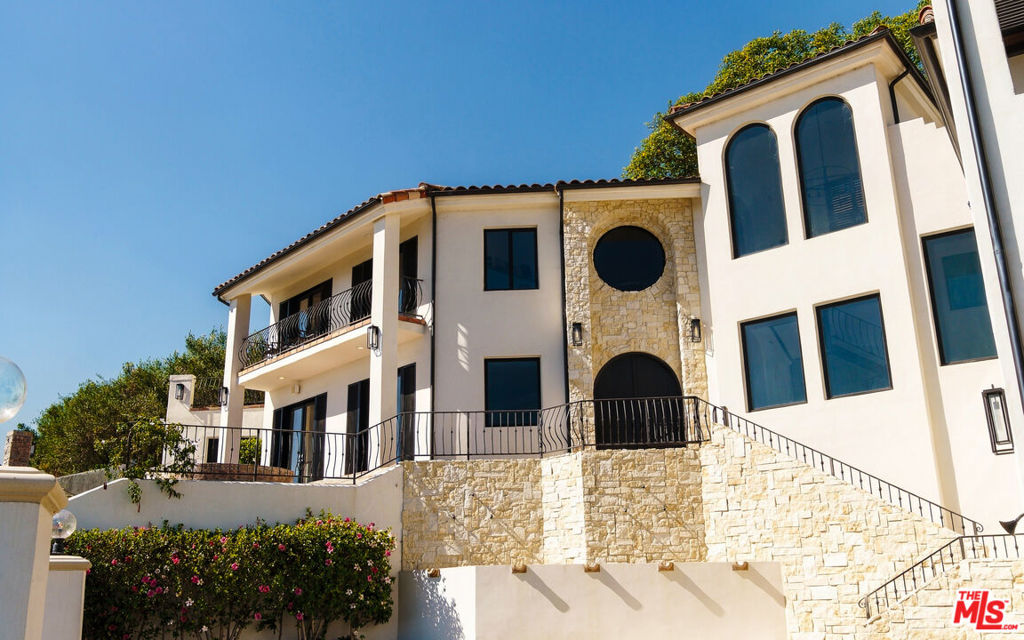 32045 Pacific Coast Highway, Malibu, CA 90265