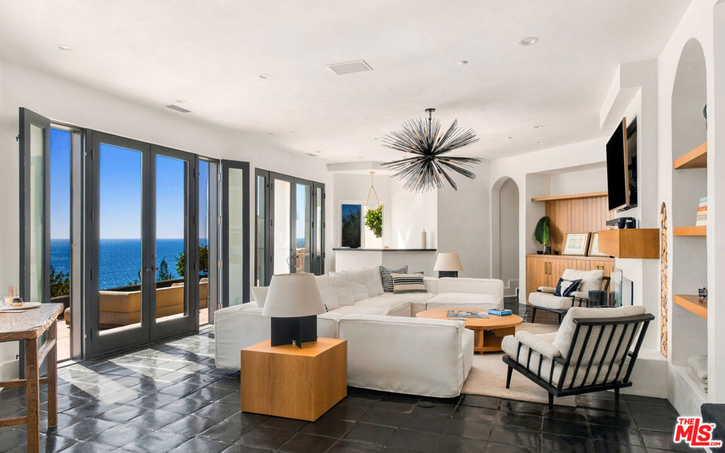 32045 Pacific Coast Highway, Malibu, CA 90265