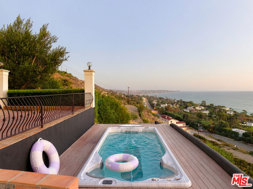 32045 Pacific Coast Highway, Malibu, CA 90265