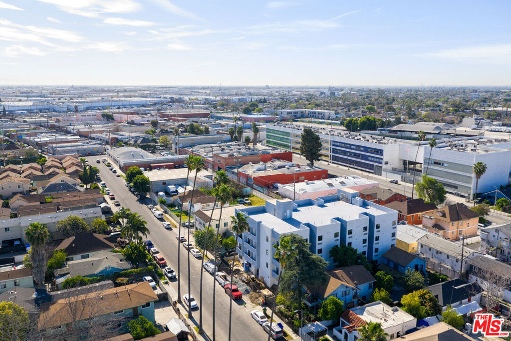 1432 E 25th Street, Los Angeles, CA 90011