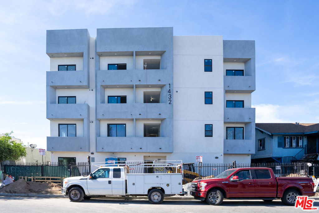 1432 E 25th Street, Los Angeles, CA 90011