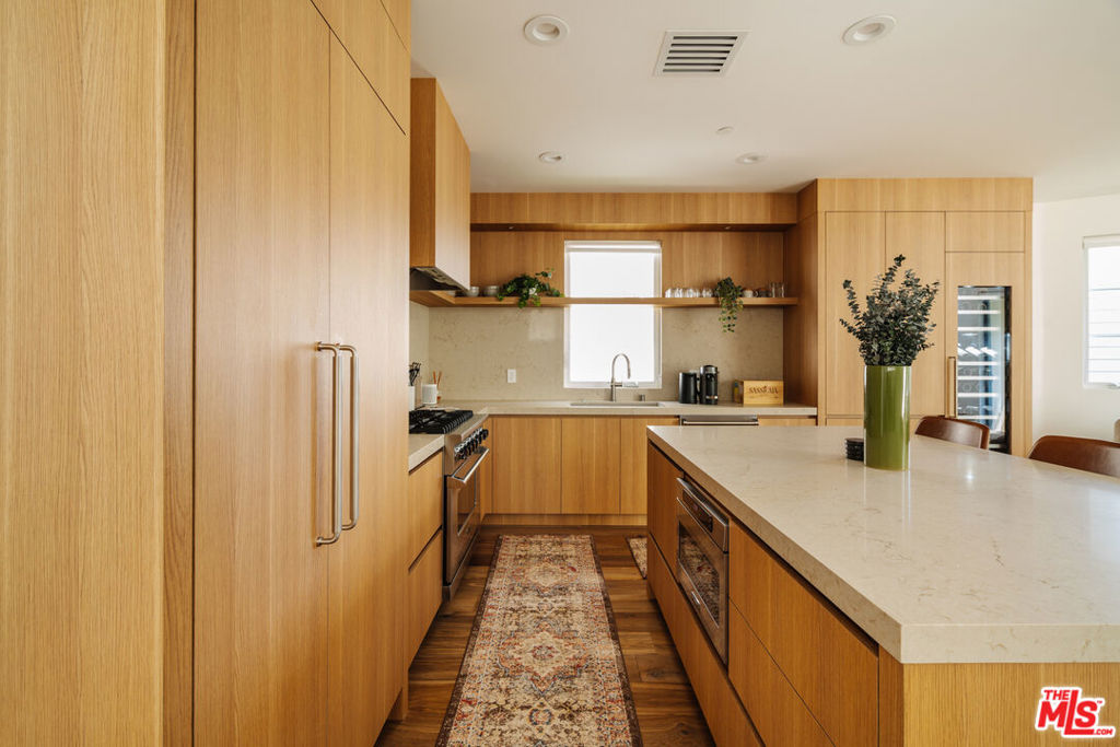 5837 N Lantern Court, Playa Vista, CA 90094