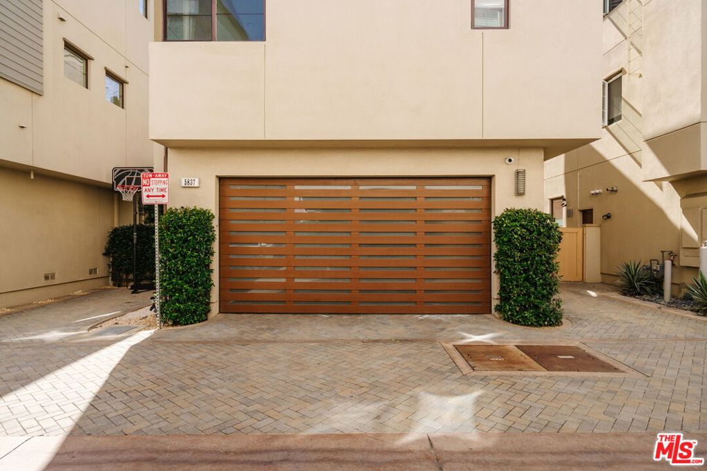 5837 N Lantern Court, Playa Vista, CA 90094