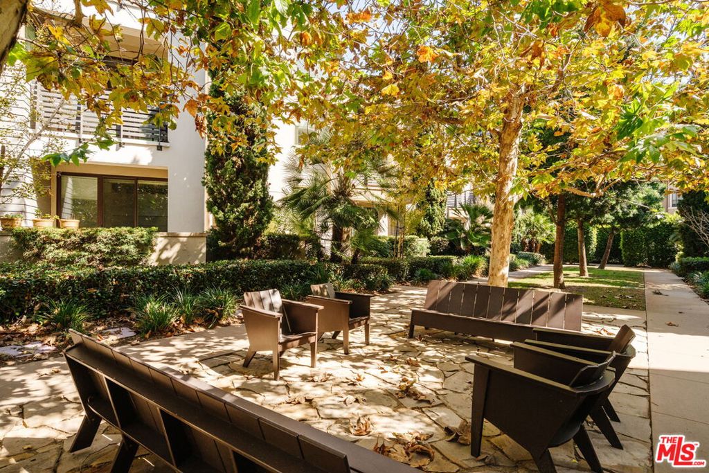 5837 N Lantern Court, Playa Vista, CA 90094